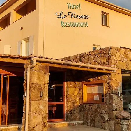 Hotel Restaurant Le Ressac *